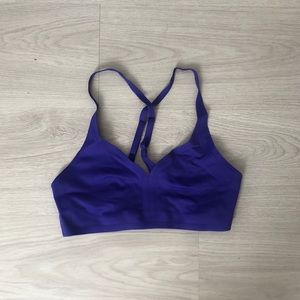 Lululemon Sports Bra Size 8 CLOSET CLEAR OUT!